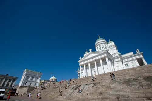 Helsingin kirkot ihastuttavat kotimaan matkailijoita
