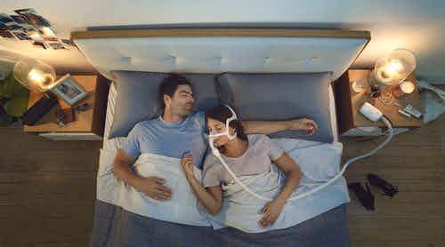 CPAP-hoito sytyttää valot uniapneapotilaan tunneliin